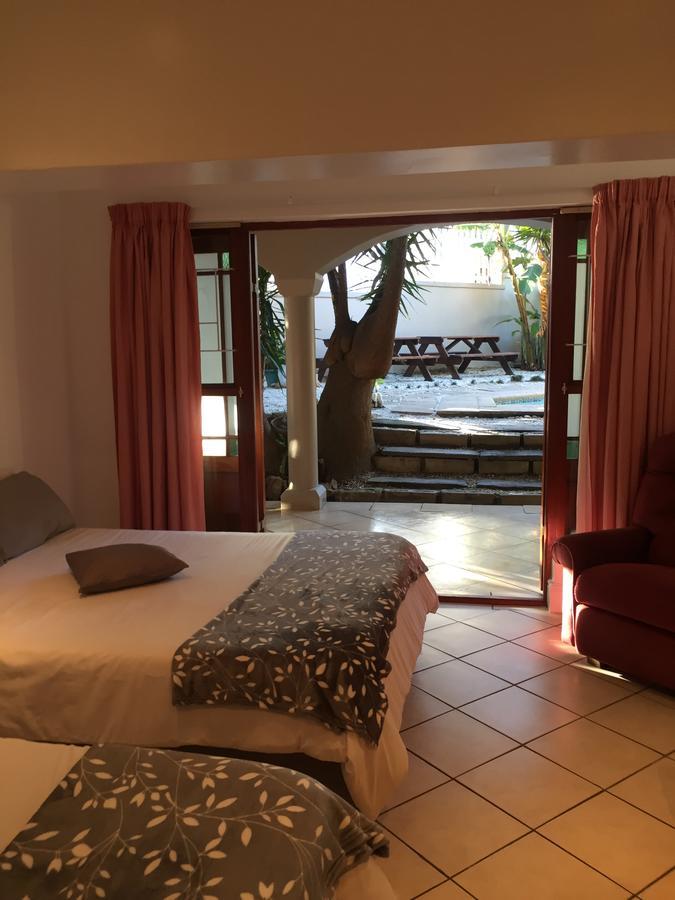 Knysna N2 Lodge Exterior foto